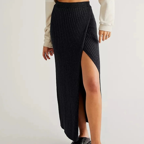 Free People Dresses & Skirts - Free People Better Days Midi Knit Skirt